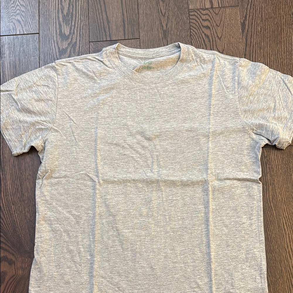 Men's Gray T-Shirt